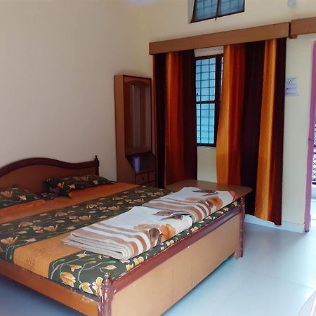Hotel Jagat Raj, Sitapur Sitapur  Экстерьер фото